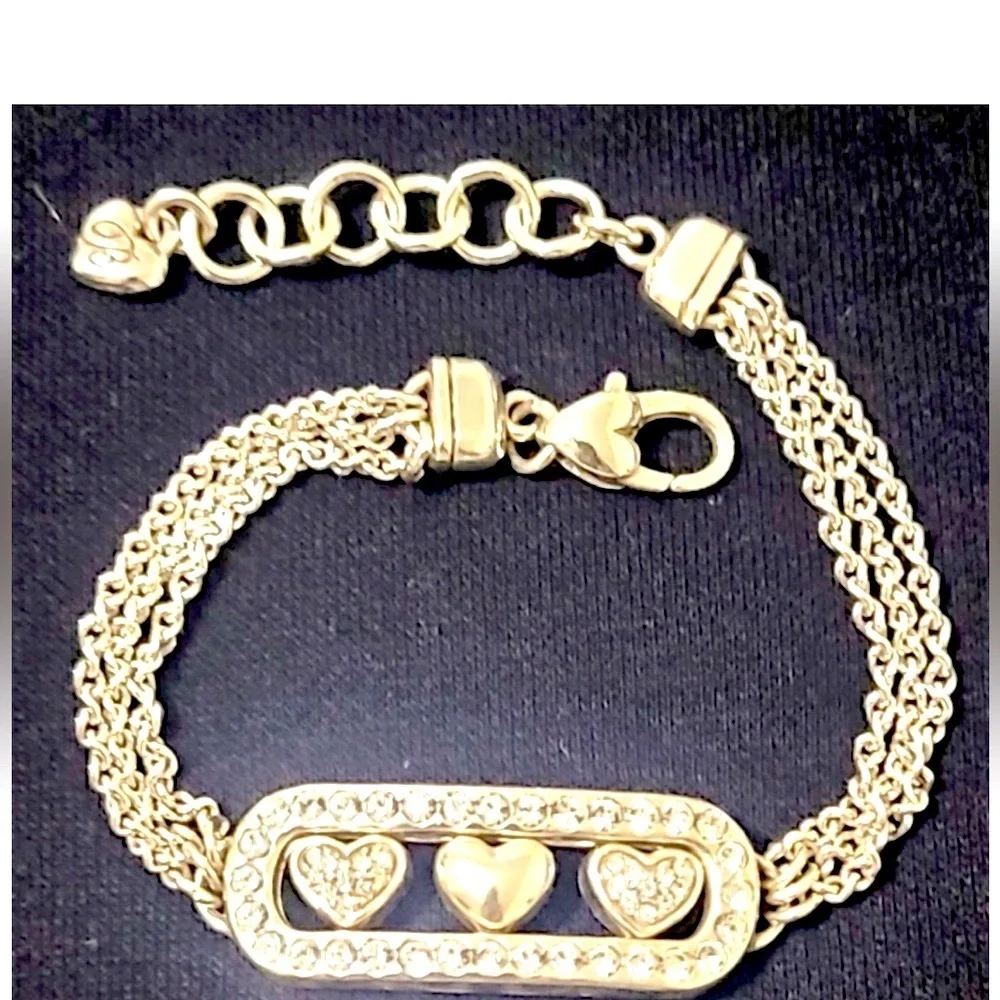 Brighton Kiss & Tell Crystal Heart Bracelet. Swarovski Crystals silver plate.